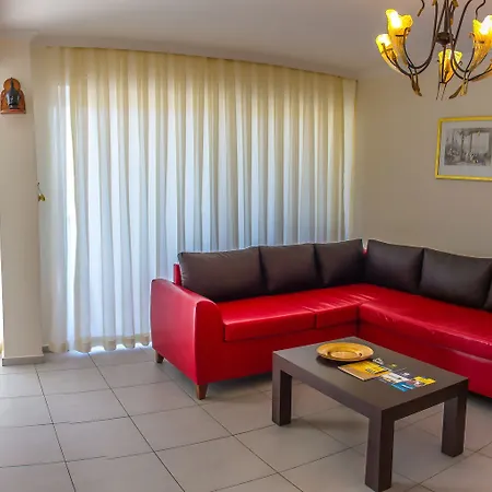 Orka Gardens Apartment