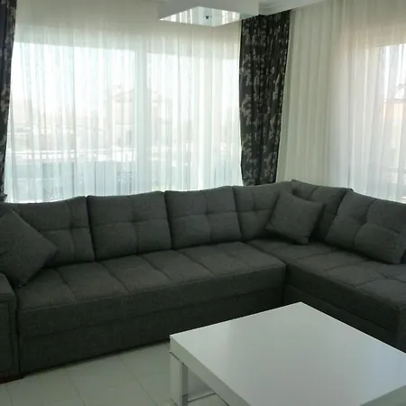 Апартаменты Orka Gardens